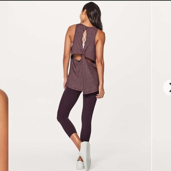 Lululemon hold & let flow tank women’s M - Picture 1 of 10